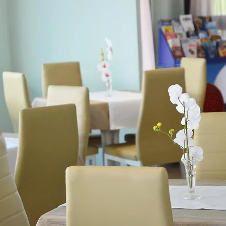 Ξενοδοχείο Sunshine Summer