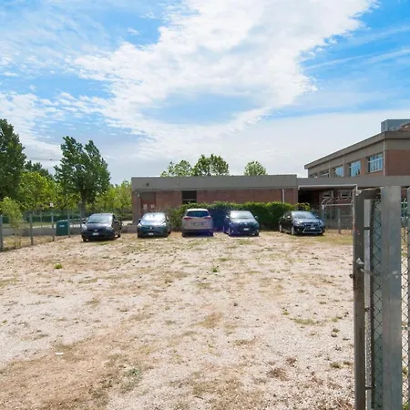 Sunshine Summer 酒店 3*