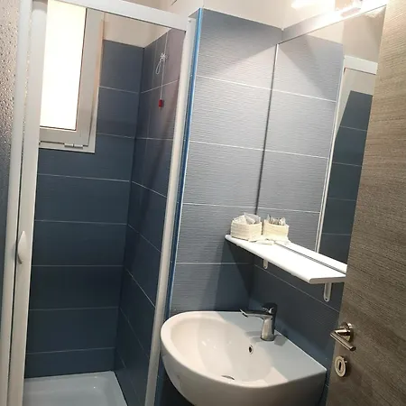 Holiday 3* Мизано-Адриатико