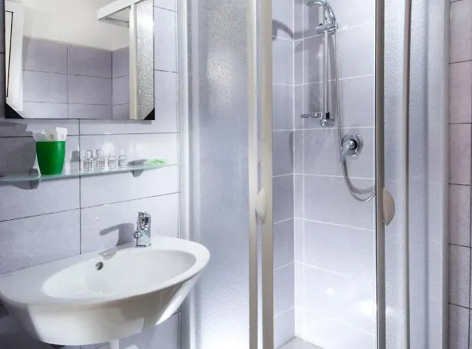 Sunshine Summer 酒店 3*