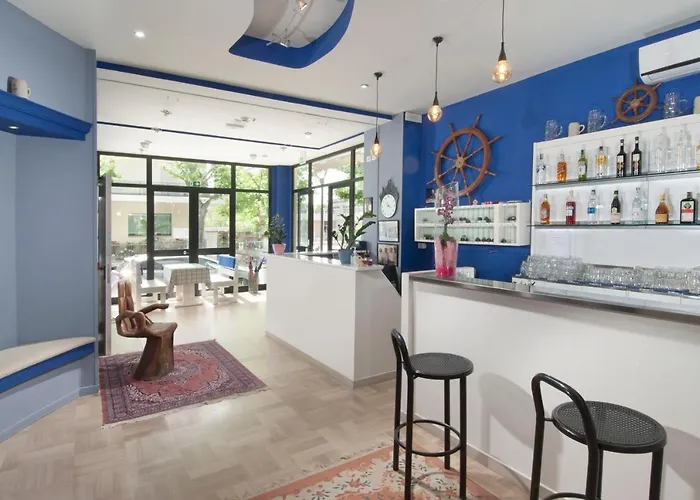 Sunshine Summer 酒店